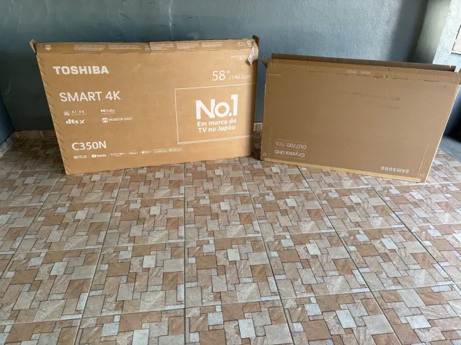 Vendo caixas de tv $.30 cada