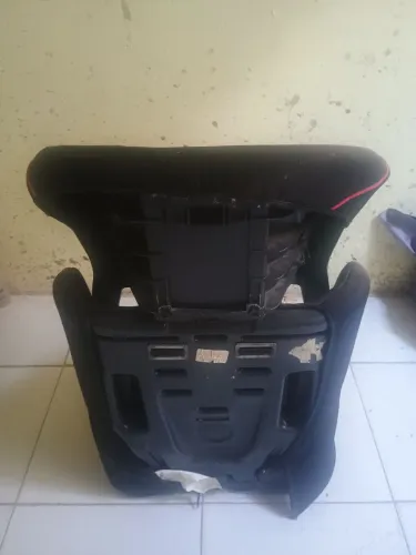 Cadeira de BB de carro