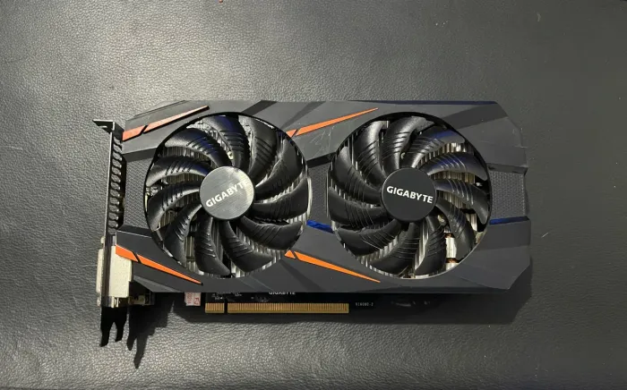 GTX 1060 5GB GIGABYTE