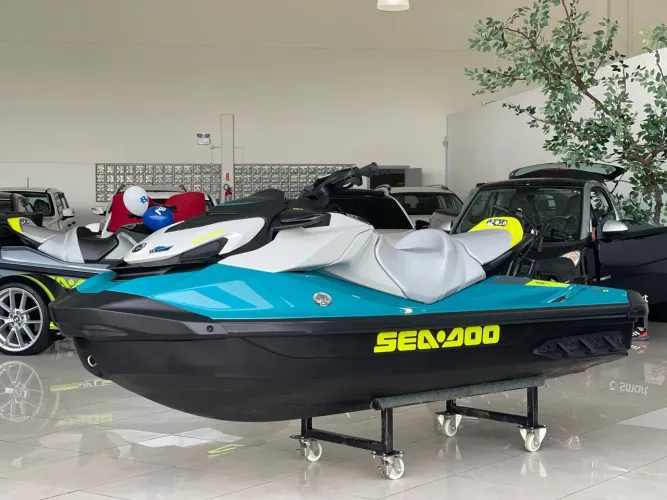 Jet Ski SEA DOO