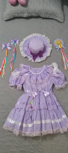 Vestido de festa junina com acessórios Tam 5 anos