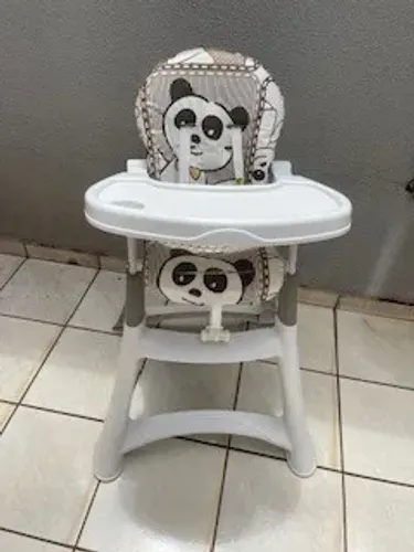 Cadeira de Alimentação e Berço