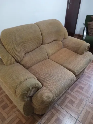 POLTRONA MARRON 2 LUGARES BOM ESTADO
