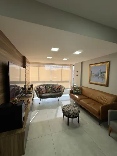 Apartamento à venda no EDIFÍCIO EVERALDO CASTRO, PONTA VERDE, Maceió, AL