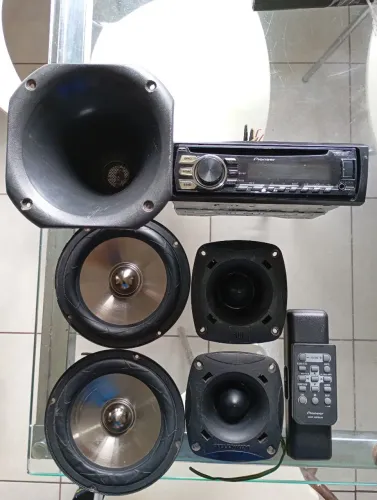 Auto falante médios, Tweeters,cornetas e rádio Pioneer