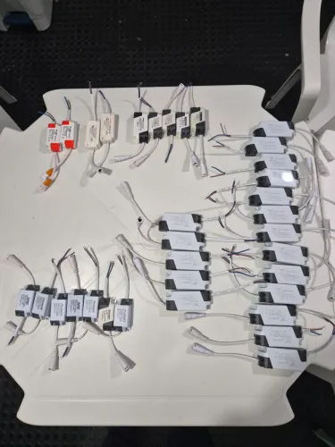 Reatores para luminárias de embutir ou sobrepor de Led.