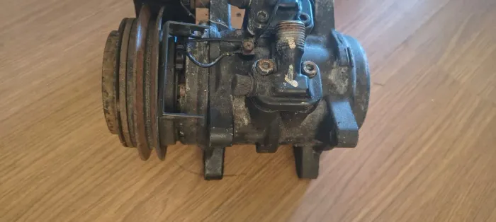 Compressor AC VW Gol Voyage Parati Saveiro quadrado GTS GTI