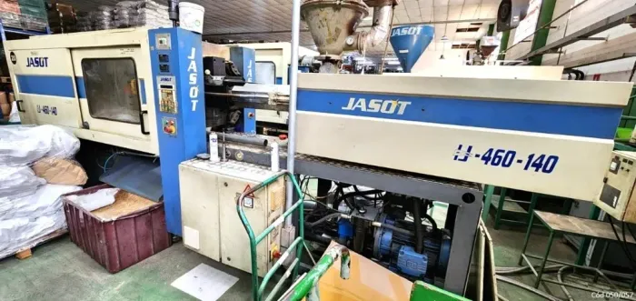 Injetora Jasot 460/140 2004 (140T 386g) Trabalhando