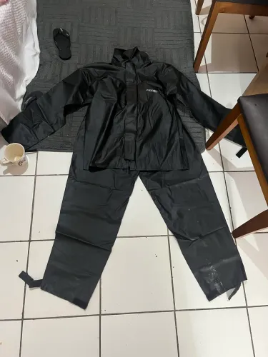 Capa de chuva pioneira