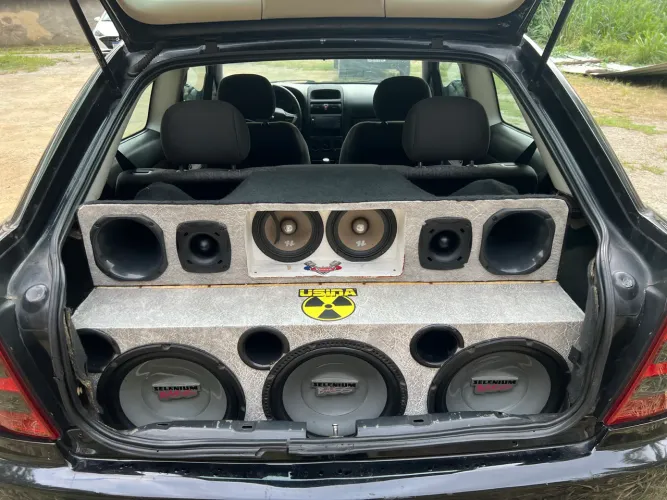 VENDO OU TROCO - Som de mala automotivo completo