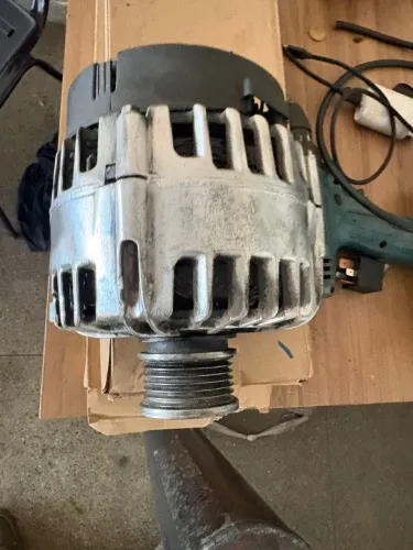 Alternador de 140ah