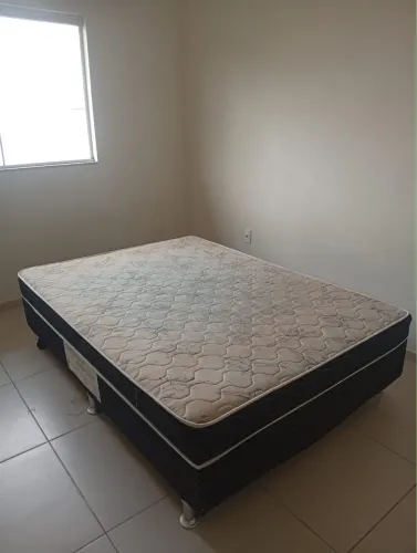Vendo cama de casal