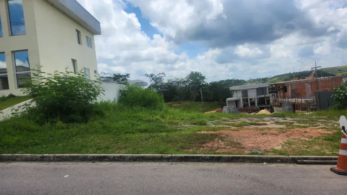 Terreno a venda Condomínio Verana