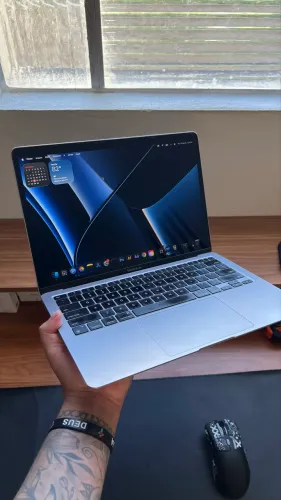 MacBook Air M1
