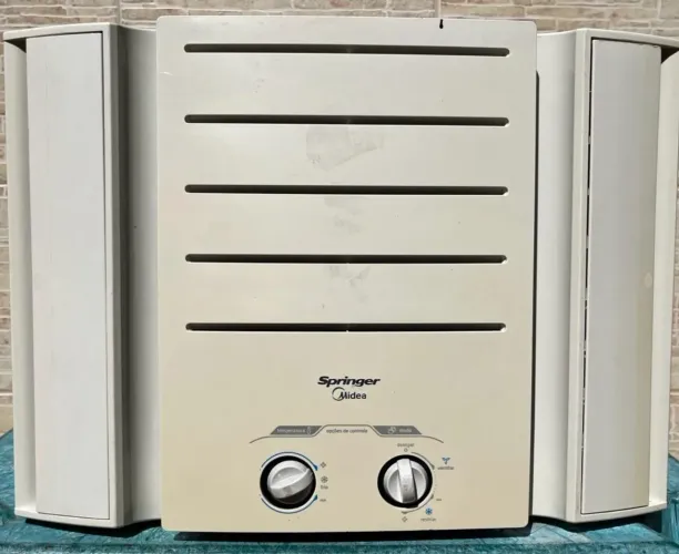 Ar condicionado springer Midea 10k/220V higienizado.