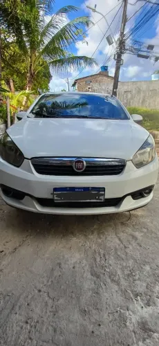 Fiat Grand Siena Tetrafuel 1.4 EVO F. Flex 8V 2014