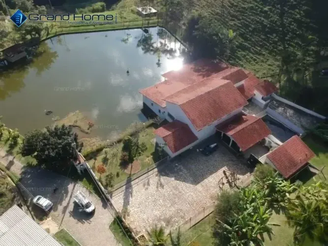 Fazenda 10 quartos em Castelo
