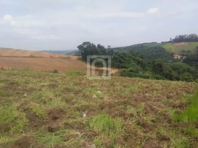 Terreno à venda em Piedade, SP