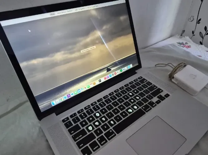 MacBook Pro 15? i7 16GB SSD 256GB | Notebook Apple | A1398