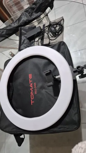 Ringlight TomateTv sacola 18" com tripé e controle 2700 k - 5500k