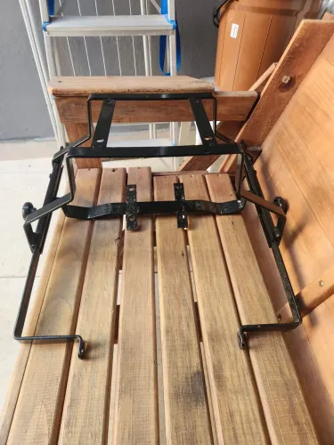 Suporte de baú de moto