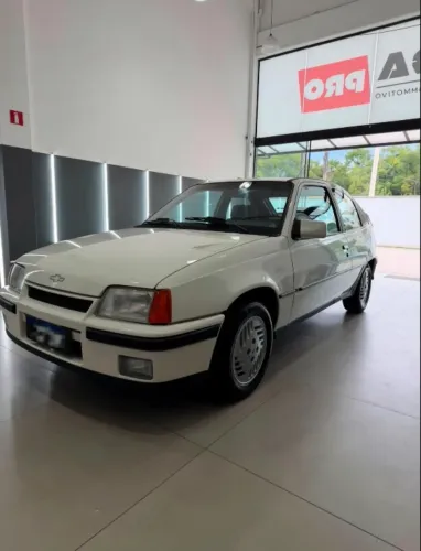 Chevrolet Kadett GSI / GS 2.0 1990
