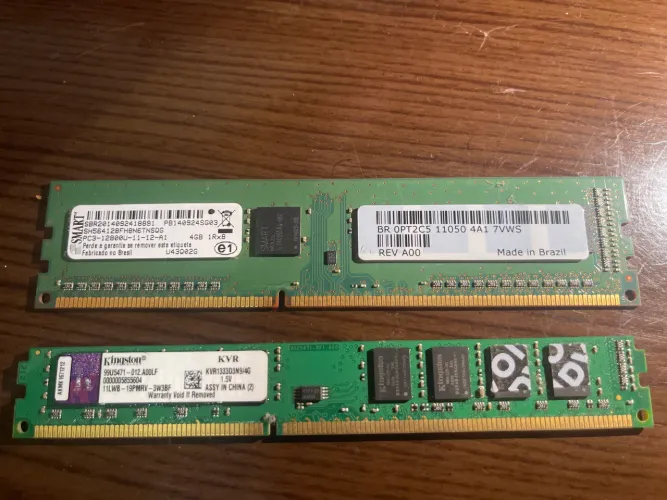 MEMORIA RAM 2 x 4GB RAM
