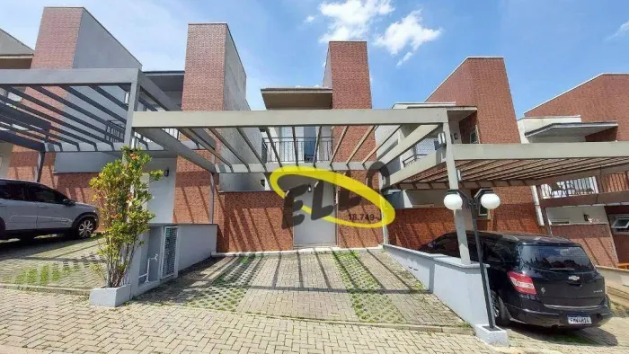 Casa com 3 dormitórios para alugar, 105 m² por R$ 5.677,92/mês - Granja Viana - Cotia/SP