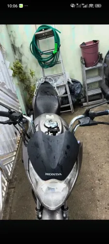 Motor está bem conservado nada pra fazer só pega anda