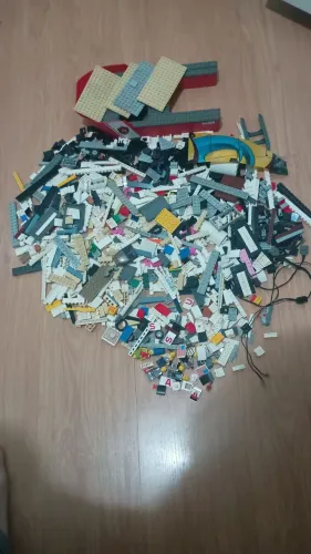 Lote lego peças avulsas e variadas mais de 700 peças, quase 2 kg de lego 