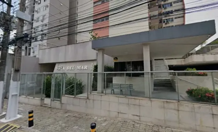 Vende-se apartamento no Edifício Viña Del Mar, Bairro Reduto, em Belém-PA.