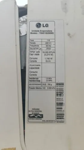 Ar condicionado LG 18000 btus - modelo TSNC1825NW5 - Conservado.