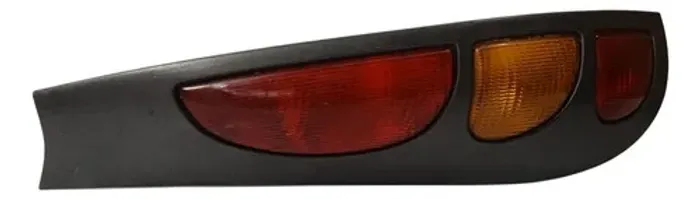 Lanterna Esquerda Fiat Marea Wekeend 2000 2001 2002 Esquerdo/motorista Vermelho