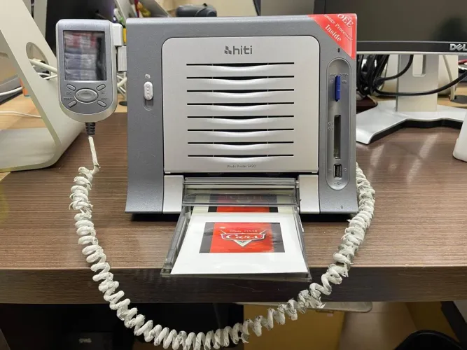 Impressora Fotográfica profissional por Sublimação térmica Hiti