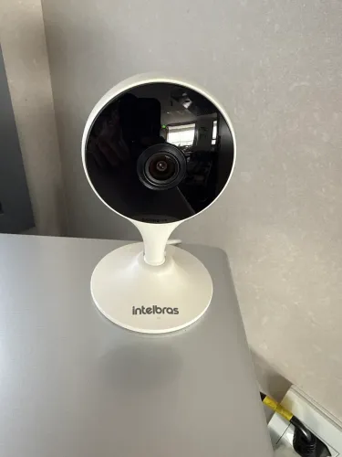 Câmera Wi-Fi intelbras