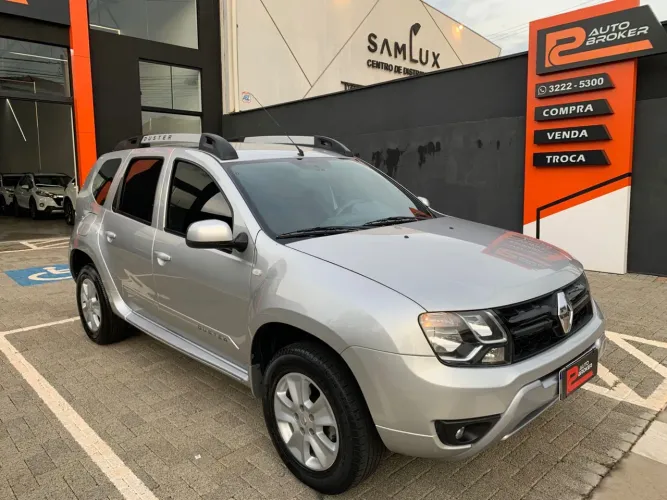 Renault Duster Dynamique 2.0 Hi-flex 16V Aut. 2016