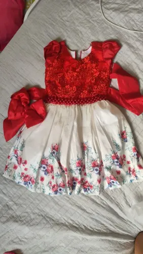 Vendo vestido de festa