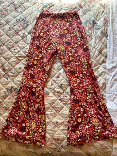 Calça Hippie Anos 70 - Unissex + 3 brindes