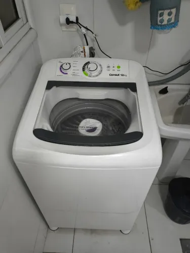 Máquina de levar roupa Consul 12kg