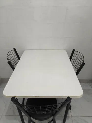 Mesa 3 cadeiras
