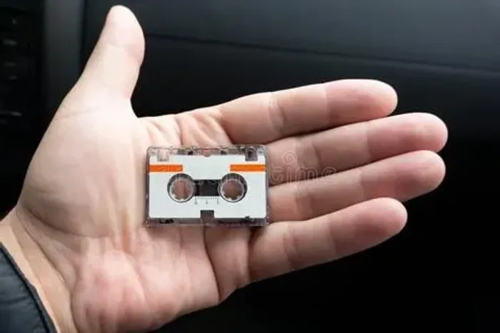 Transforme suas fitas microcassete para arquivo digital 