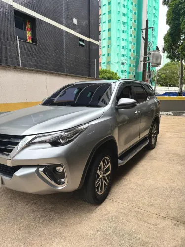 Toyota Hilux SW4 SRX 4X4 2.8 TDI 16V Dies. Aut. 2020