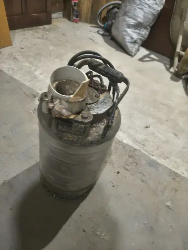 Vende uma bomba submersa água limpa e suja 