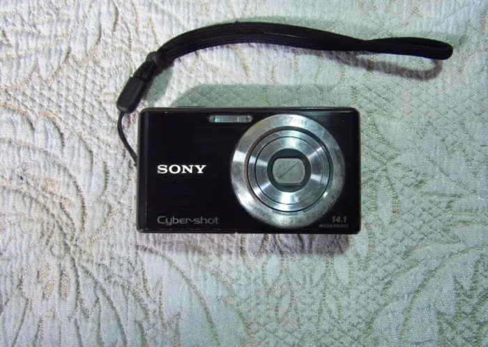 sony cybershot dsc w530