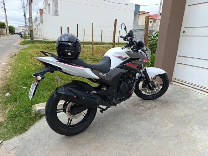 YAMAHA FAZER 250 2017