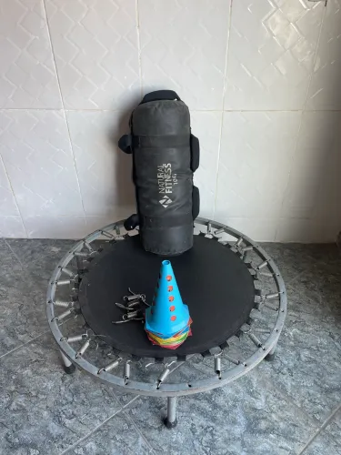 Vendo jump e bag de treino de 10kg e cones