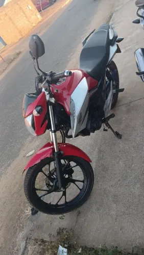 Vende-se titan 160 2024 