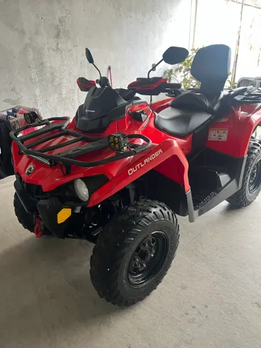 Can am 570 Max ( 2 lugares )