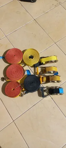 Cintas e catraca