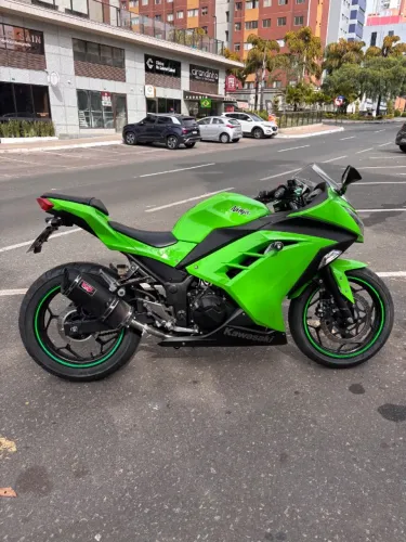 Kawasaki Ninja 300 2013